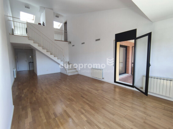 Fantàstic dúplex a la zona de l' Eixample  de Girona!